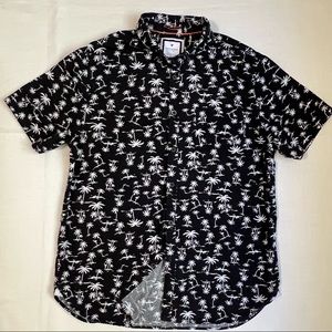 Short sleeve button down